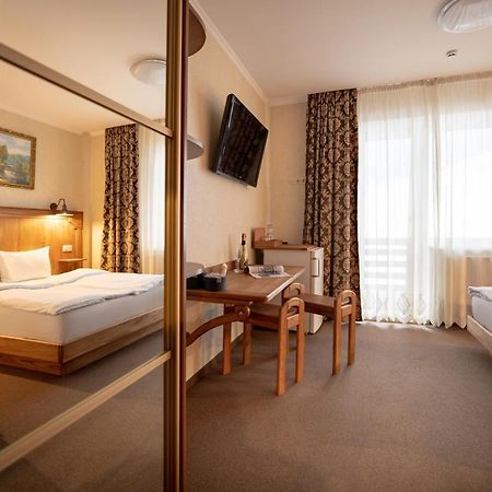 Private Rooms In Hotel Lift 1R Bukovel Exterior photo