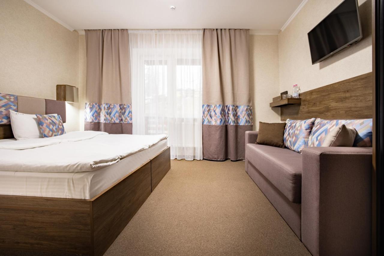 Private Rooms In Hotel Lift 1R Bukovel Exterior photo