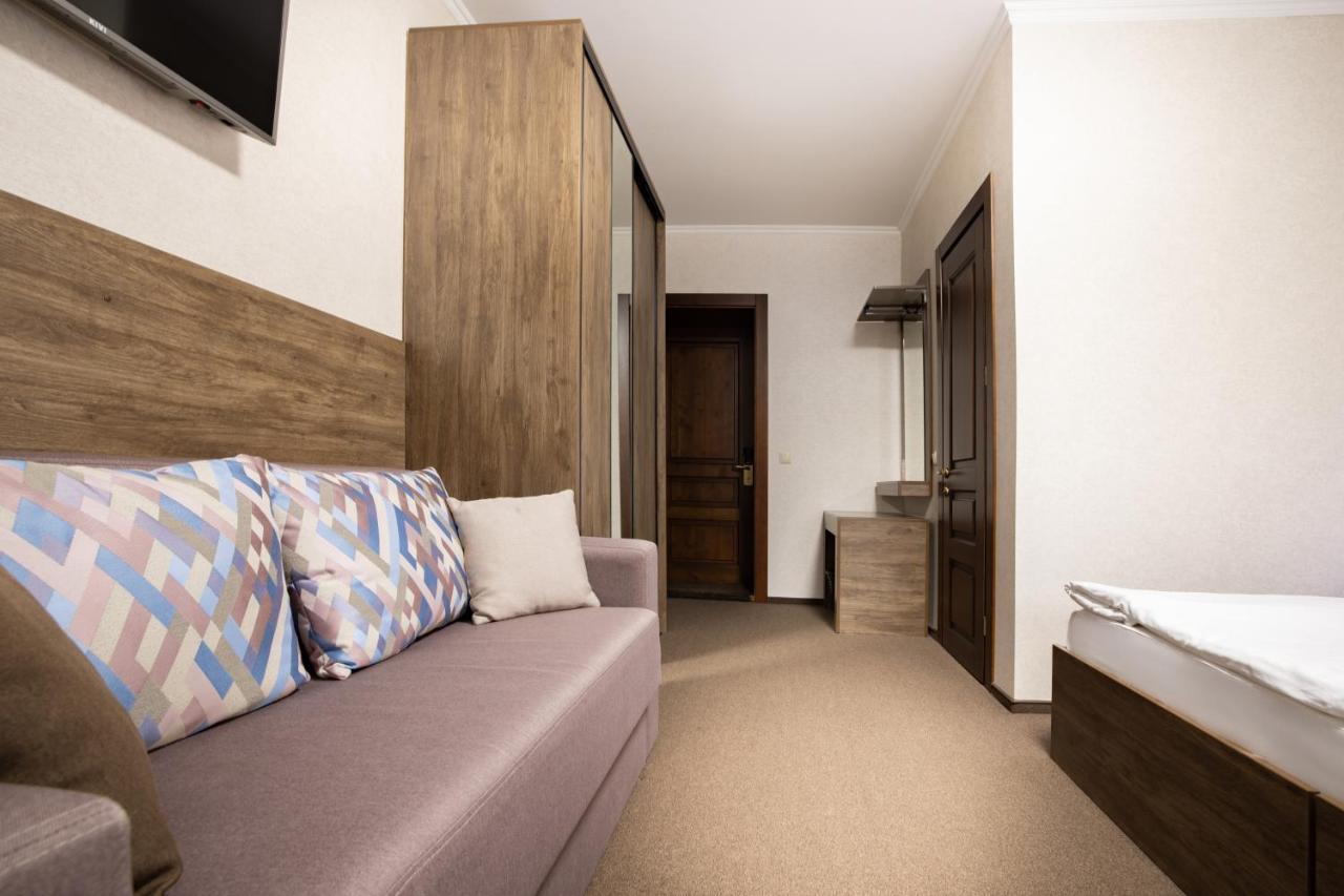 Private Rooms In Hotel Lift 1R Bukovel Exterior photo
