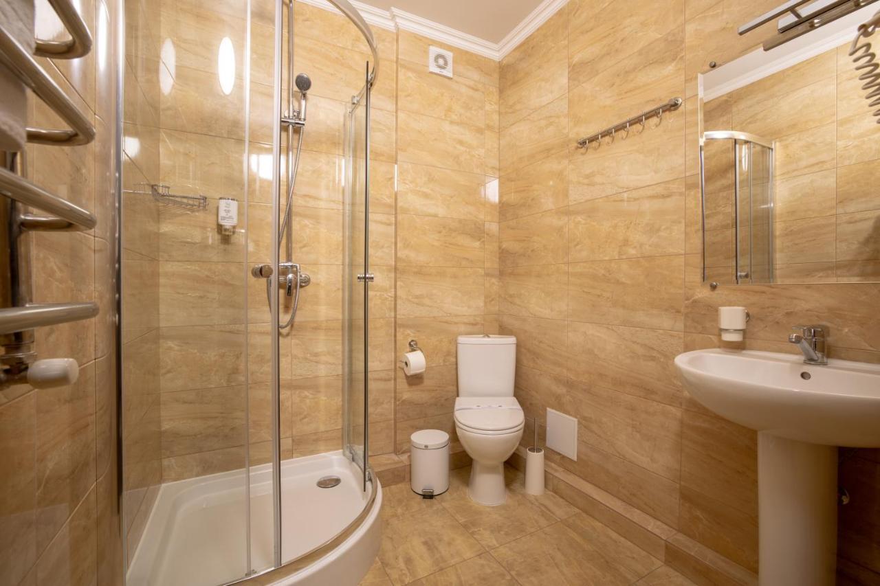 Private Rooms In Hotel Lift 1R Bukovel Exterior photo