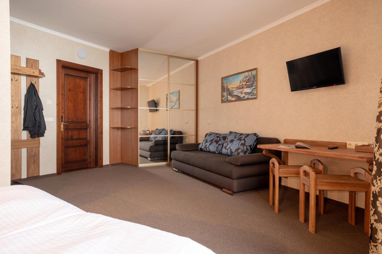 Private Rooms In Hotel Lift 1R Bukovel Exterior photo