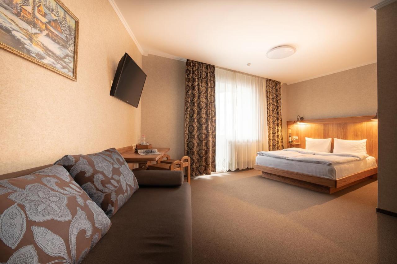 Private Rooms In Hotel Lift 1R Bukovel Exterior photo